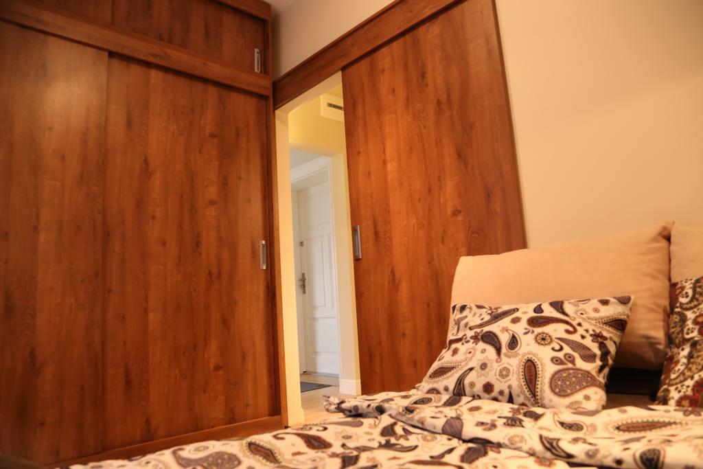 Apartament Kowaryアパートメント エクステリア 写真